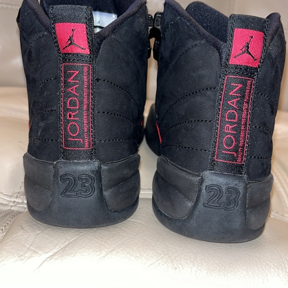 Nike Air Jordon retro 12 - Picture 3 of 4